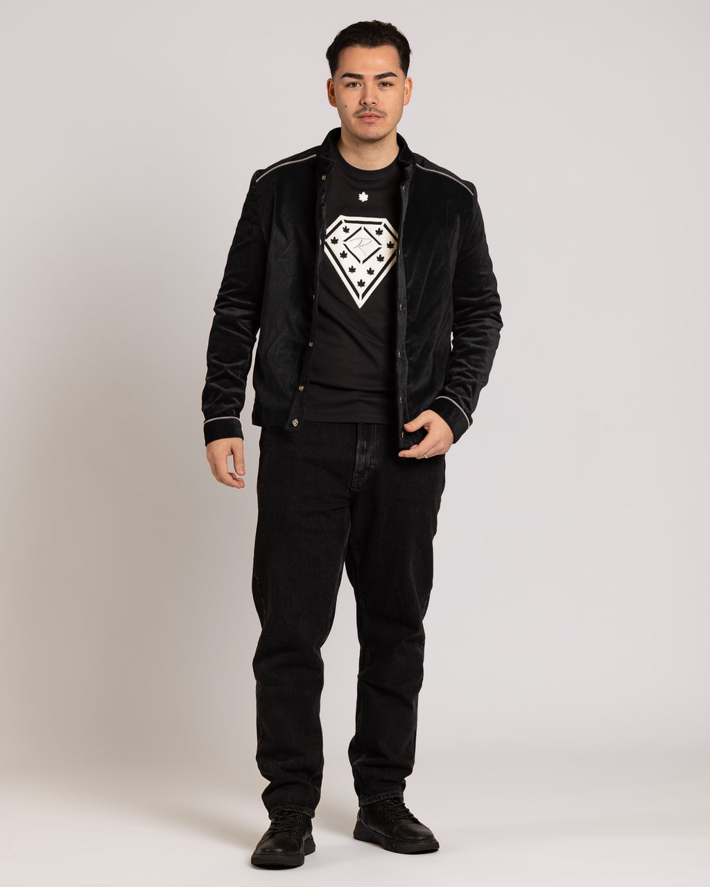 Samtjacke in schwarz/silber