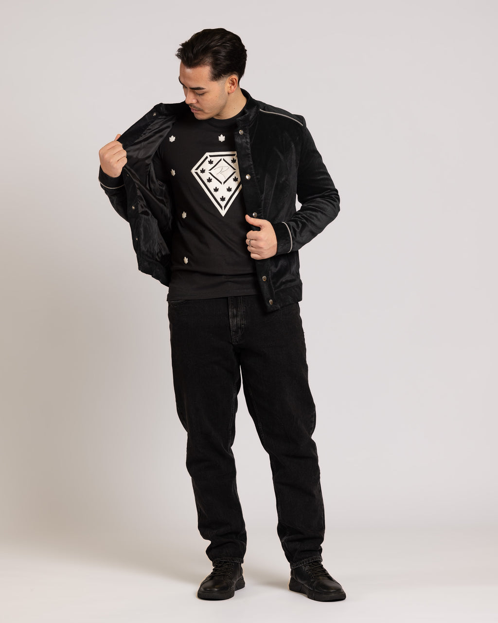 Samtjacke in schwarz/silber