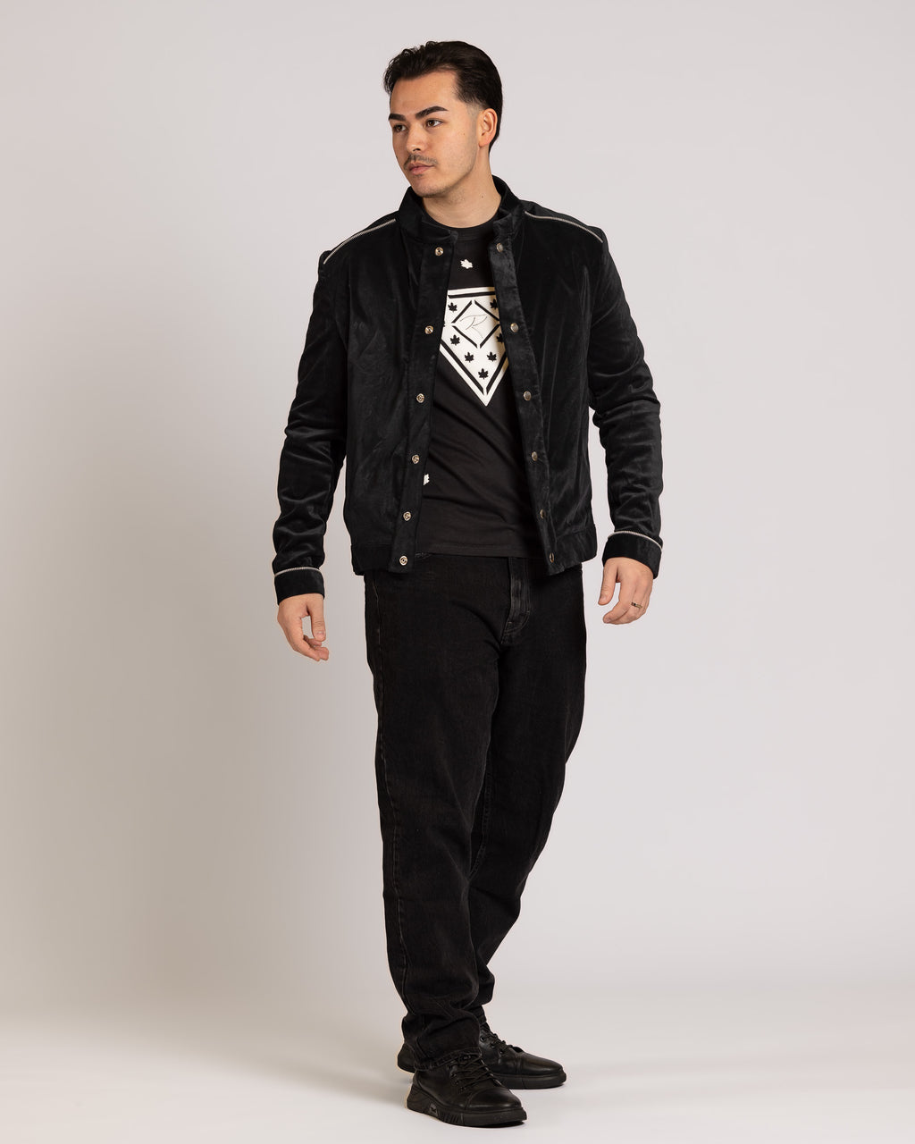 Samtjacke in schwarz/silber