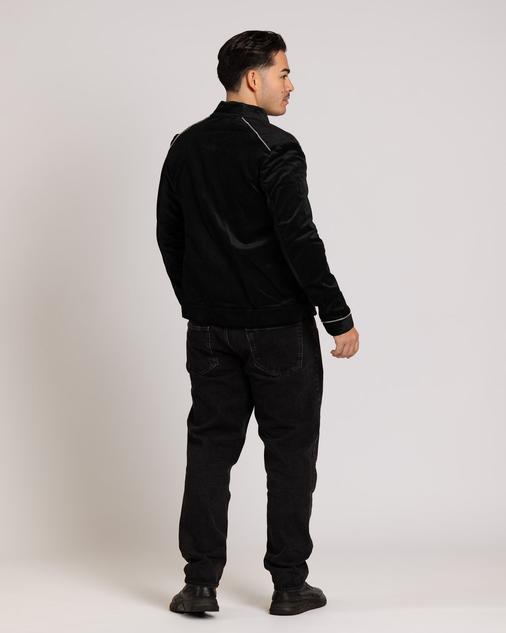 Samtjacke in schwarz/silber
