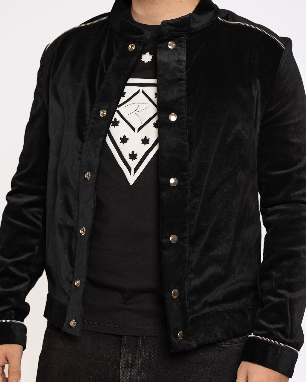 Samtjacke in schwarz/silber