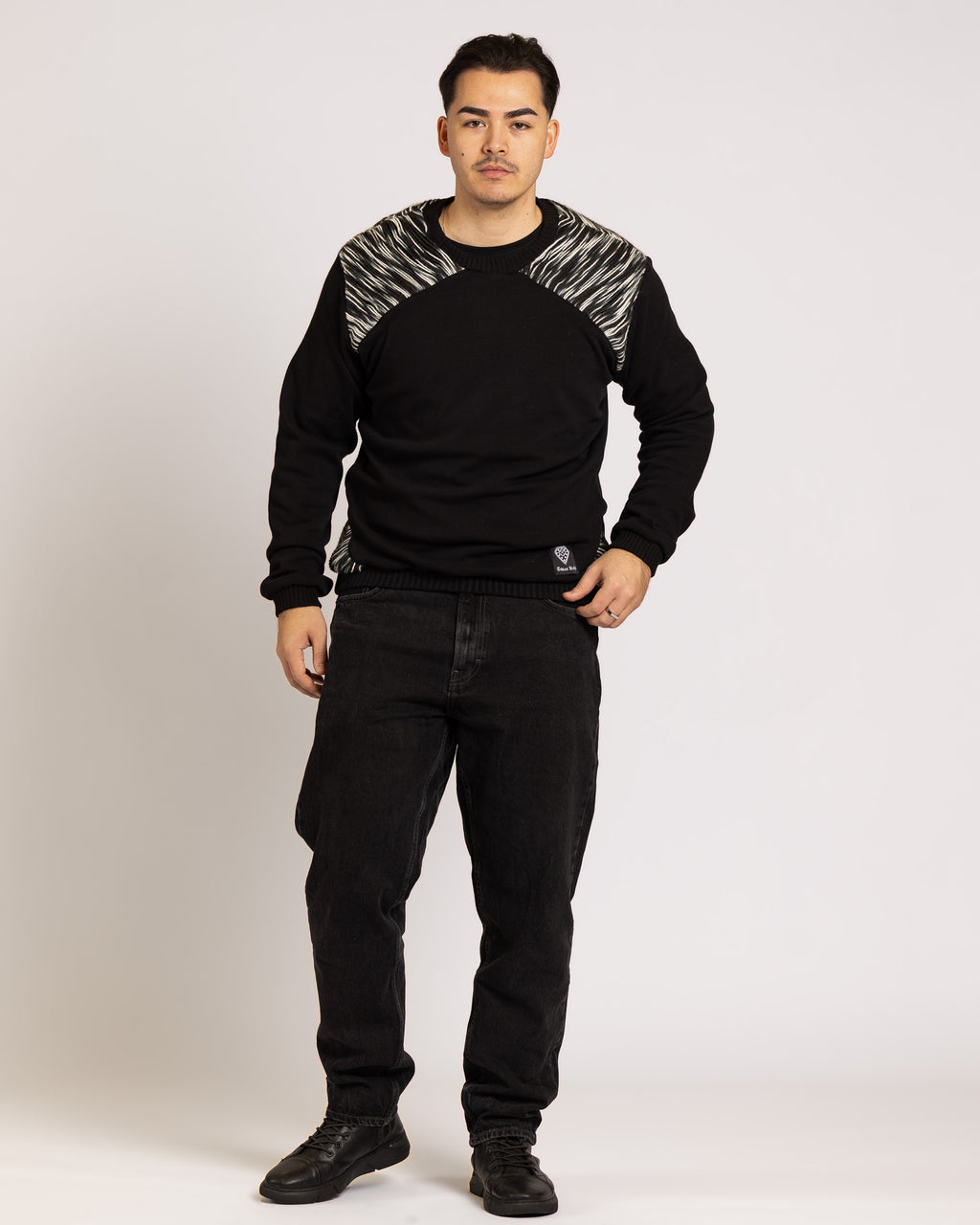 Pullover mit Schulter Wollstreifenbesatz