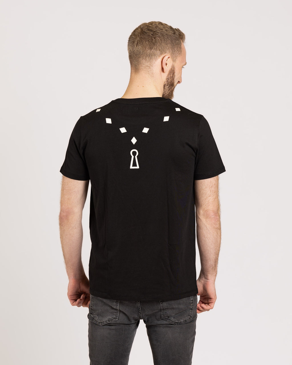 T-Shirt Knock
